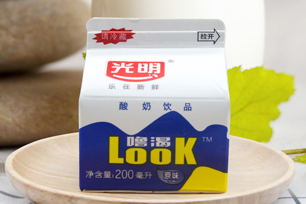 光明噜渴酸奶保质期多久 光明噜渴酸奶可以常温保存吗 光明噜渴酸奶保质期多久 光明噜渴酸奶可以常温保存吗