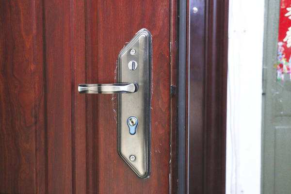 普通门锁安装 智能门锁安装流程,普通门锁安装流程