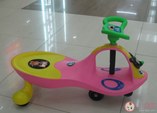 扭扭车会影响腿发育吗 扭扭车有必要买吗对孩子有什么好处 扭扭车会影响腿发育吗 扭扭车有必要买吗对孩子有什么好处