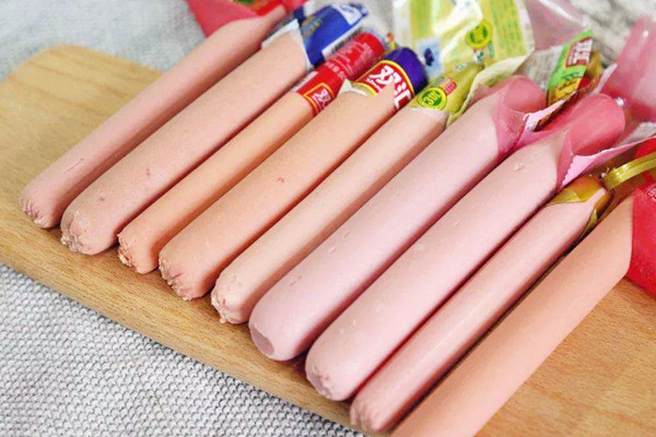 火腿肠可以放微波炉加热吗 火腿肠可以放冰箱里冷藏吗 火腿肠可以放微波炉加热吗 火腿肠可以放冰箱里冷藏吗