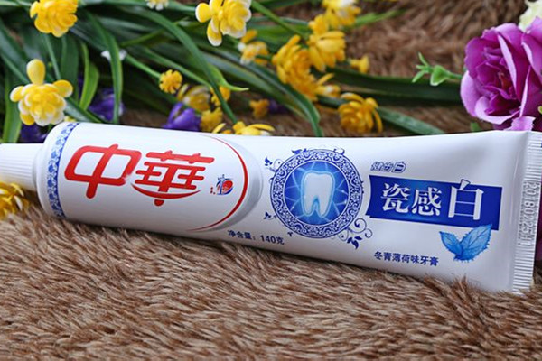 中华牙膏有没有锡纸封口 中华牙膏怎么辨别真假