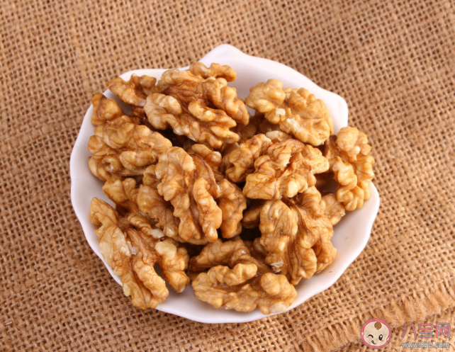 从小吃核桃能让娃更聪明吗 怎么给宝宝吃核桃 从小吃核桃能让娃更聪明吗 怎么给宝宝吃核桃