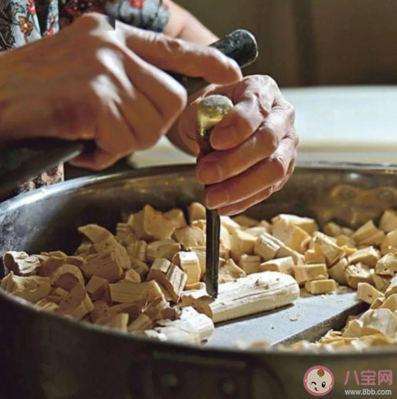 为什么卖麦芽糖要敲铁 麦芽糖历史有多久了 为什么卖麦芽糖要敲铁 麦芽糖历史有多久了