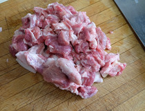 羊肉和什么菜搭配最好 冬天来一锅羊肉萝卜炖粉条浑身暖洋洋2