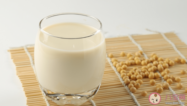 牛奶豆浆适合人群 牛奶豆浆共同点是什么 牛奶豆浆适合人群 牛奶豆浆共同点是什么