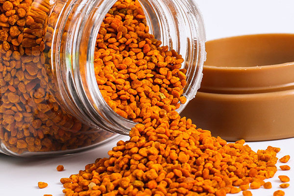 600茶花粉2.jpg 600茶花粉2.jpg