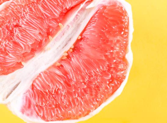 柚子肉外面的薄皮能吃吗?剥开的柚子可以密封在塑料袋里吗