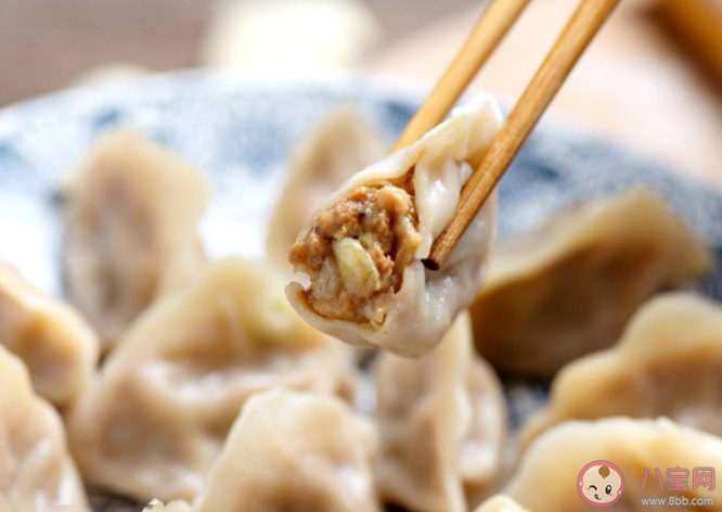 速冻水饺为什么冻不裂 速冻水饺慢冻会怎样 速冻水饺为什么冻不裂 速冻水饺慢冻会怎样
