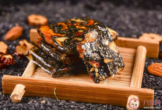 阿胶块直接能用水熬化吗 买回来的阿胶块如何磨粉 阿胶块直接能用水熬化吗 买回来的阿胶块如何磨粉