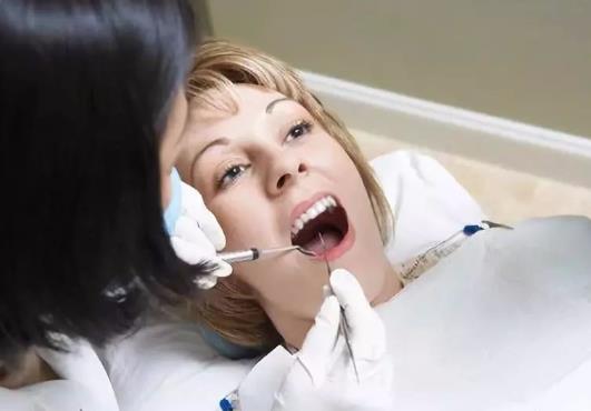 拔牙后脸肿需要打针吗?拔牙脸肿可以贴膏药吗