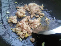 肉沫茄子做法 步骤简单易懂8