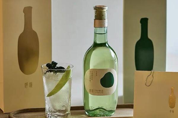 果酒要酿多久才能喝 果酒要放在什么地方保存 果酒要酿多久才能喝 果酒要放在什么地方保存