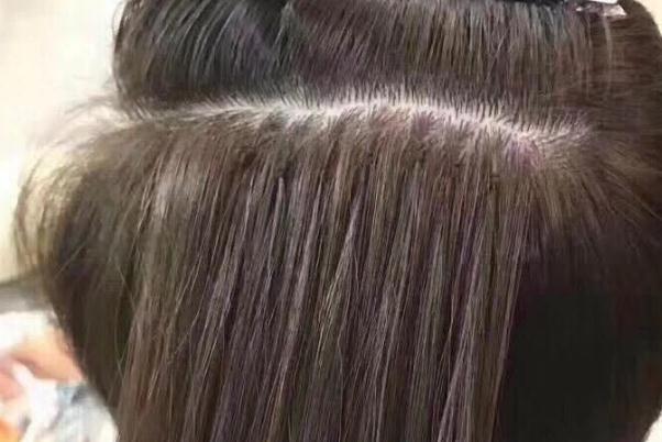 接头发可以自己洗头发么 接头发可以烫发吗 接头发可以自己洗头发么 接头发可以烫发吗