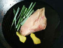 凉面的制作 香辣鸡丝凉面怎么做？1