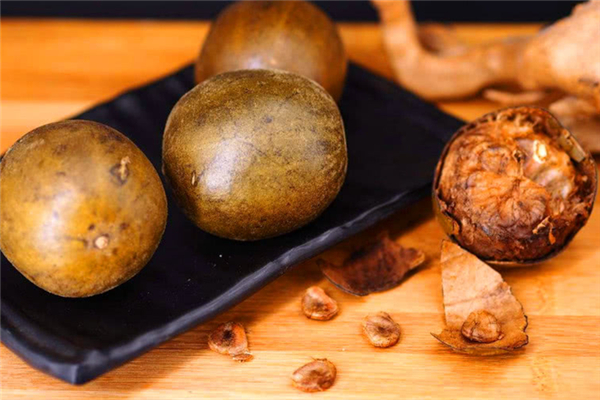 罗汉果的四个禁忌人群 罗汉果有什么副作用 罗汉果的四个禁忌人群 罗汉果有什么副作用