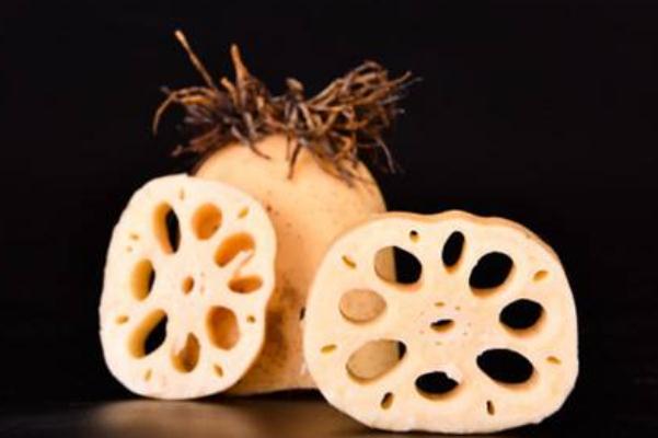 莲藕会加重湿气吗 女人吃藕有什么好处 莲藕会加重湿气吗 女人吃藕有什么好处