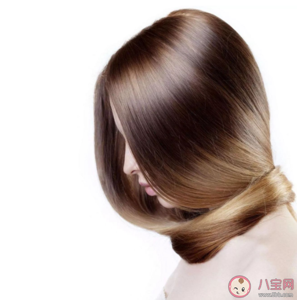 头发淋雨了不洗会怎样 淋雨后一定要洗头发吗 头发淋雨了不洗会怎样 淋雨后一定要洗头发吗