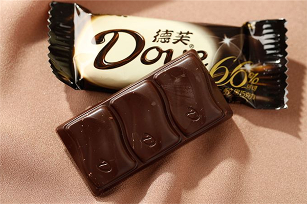 德芙黑巧克力含糖吗 德芙黑巧克力热量高吗 德芙黑巧克力含糖吗 德芙黑巧克力热量高吗