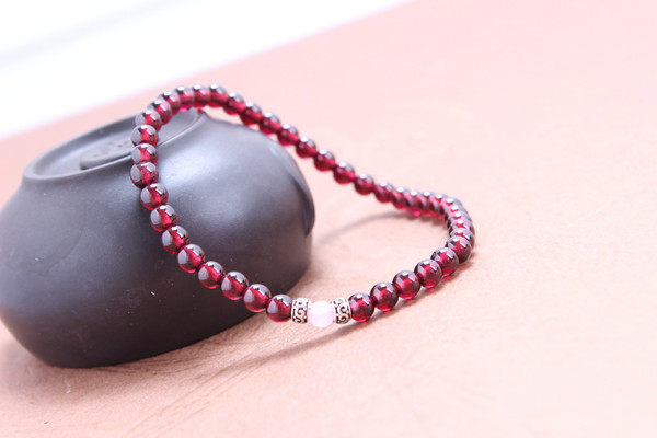 石榴石 (2)_副本.jpg 石榴石 (2)_副本.jpg