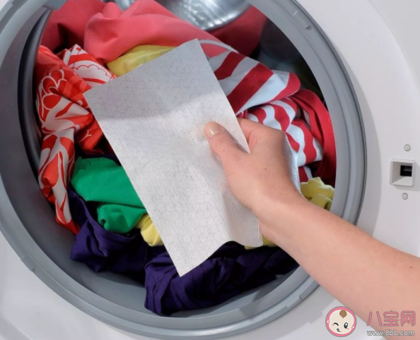 衣服染色放防染色片真的有用吗 防染色片是怎么防止染色的 衣服染色放防染色片真的有用吗 防染色片是怎么防止染色的