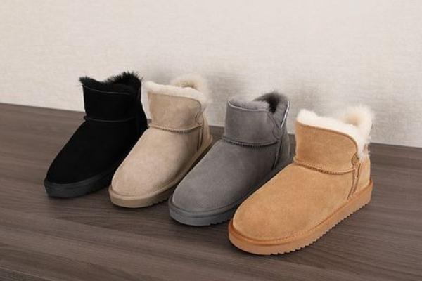 雪地靴买大一码还是小一码 雪地靴怎样清洗干净 雪地靴买大一码还是小一码 雪地靴怎样清洗干净