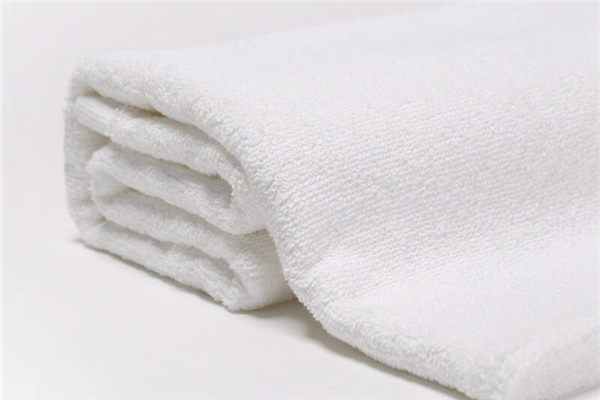 浴巾买回来要洗一下吗 浴巾买多大的合适 浴巾买回来要洗一下吗 浴巾买多大的合适