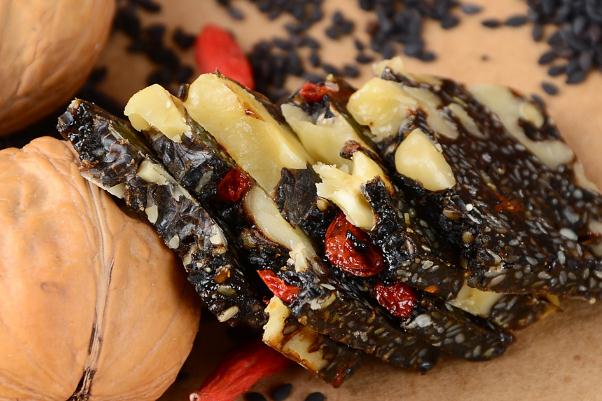 阿胶固元糕对人身体有什么好处 阿胶固元糕对胃有伤害吗 阿胶固元糕对人身体有什么好处 阿胶固元糕对胃有伤害吗