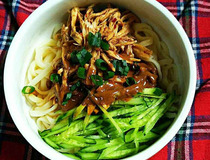 凉面的制作 香辣鸡丝凉面怎么做？10
