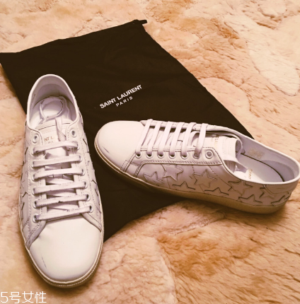 2022流行的小白鞋品牌 今年最火爆的小白鞋品牌 2022流行的小白鞋品牌 今年最火爆的小白鞋品牌