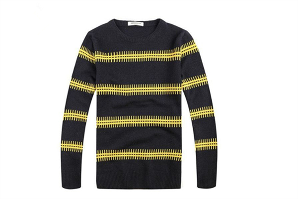 羊毛衫有味道正常吗 羊毛衫有味道怎么办 羊毛衫有味道正常吗 羊毛衫有味道怎么办