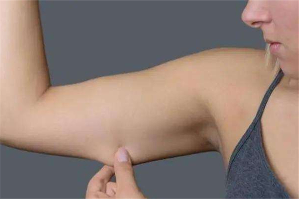 拜拜肉可以打溶脂针吗 拜拜肉打溶脂有用吗 拜拜肉可以打溶脂针吗 拜拜肉打溶脂有用吗