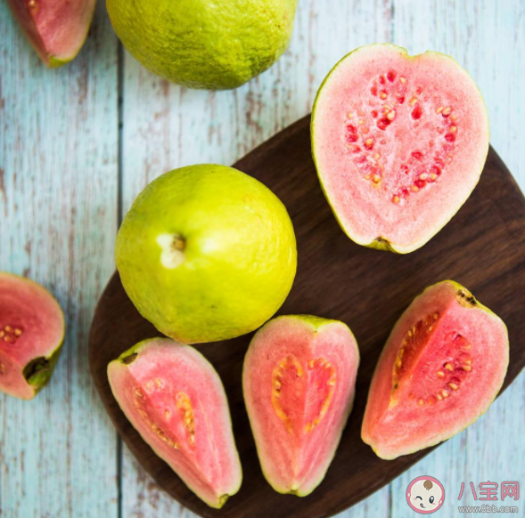 红心芭乐要放软了才能吃吗 红心芭乐是热性还是凉性的 红心芭乐要放软了才能吃吗 红心芭乐是热性还是凉性的