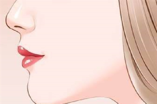 隆鼻后吃消炎药还是打针 隆鼻后消炎药吃多久 隆鼻后吃消炎药还是打针 隆鼻后消炎药吃多久