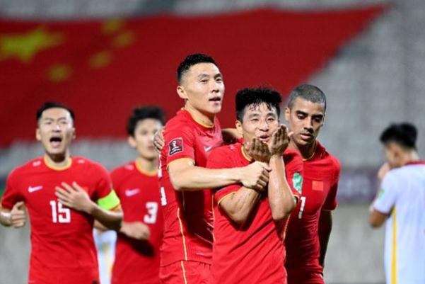 足球比赛是几号足球 足球比赛换人名额是几个 足球比赛是几号足球 足球比赛换人名额是几个