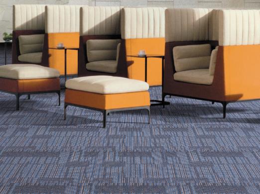 怎么去除地毯上的顽固红酒渍?地毯上咖啡污渍干了能洗掉吗