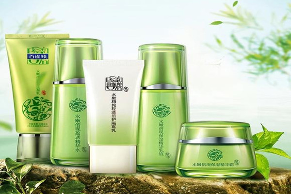 百雀羚护肤品适合什么年龄 百雀羚护肤品安全吗 百雀羚护肤品适合什么年龄 百雀羚护肤品安全吗