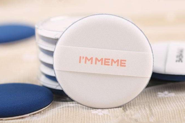 粉扑能用吹风机吹干么 粉扑能用卸妆水洗吗