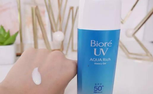 秋冬防晒用30倍还是50倍 下雨需要涂防晒吗