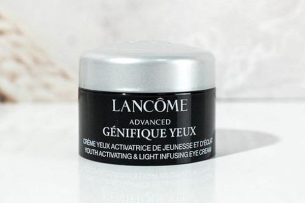 兰蔻眼霜去黑眼圈效果好吗 兰蔻眼霜的作用和功效 兰蔻眼霜去黑眼圈效果好吗 兰蔻眼霜的作用和功效