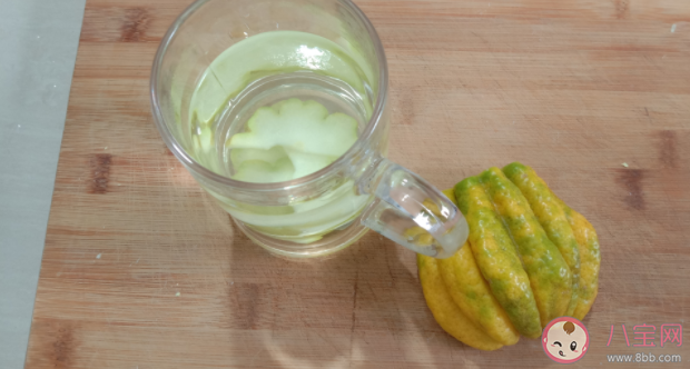 佛手柑可以直接吃吗怎么吃好吃 佛手柑里边有果肉吗 佛手柑可以直接吃吗怎么吃好吃 佛手柑里边有果肉吗