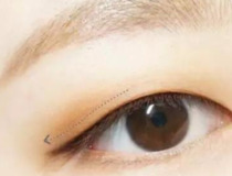 单眼皮怎么画眼影 这样画眼睛更好看8