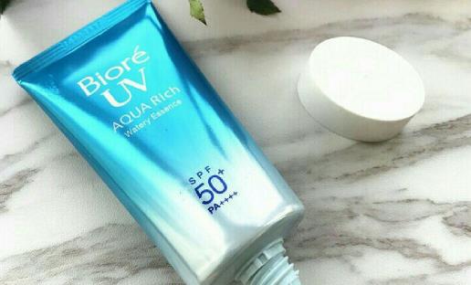 秋冬防晒用30倍还是50倍 下雨需要涂防晒吗