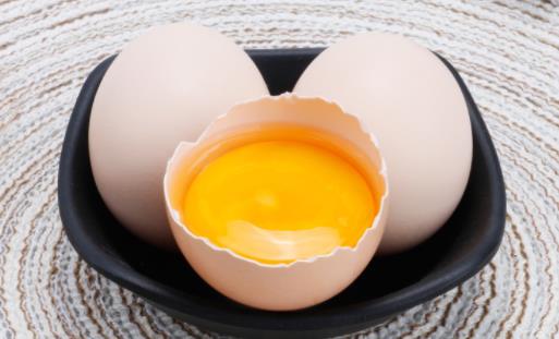 鸡蛋结冰裂开还能吃吗 鸡蛋冷冻后怎么解冻