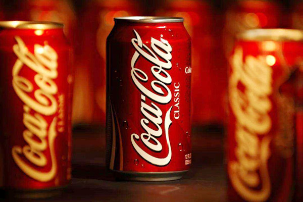 可口可乐能和鸡蛋一起吃吗 可口可乐能和螃蟹一起吃吗 可口可乐能和鸡蛋一起吃吗 可口可乐能和螃蟹一起吃吗