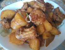 排骨的最好炖法 试试这道土豆炖排骨15