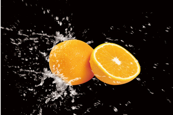 橙子的热量是多少 橙子减肥期间可以吃吗 橙子的热量是多少 橙子减肥期间可以吃吗