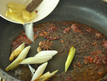 麻辣香锅鸡翅 在家简单做麻辣香锅鸡翅十分解馋3