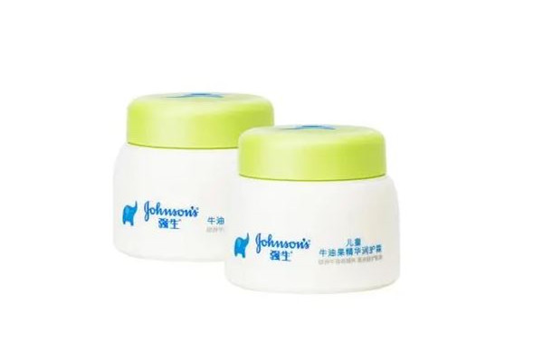 强生婴儿润肤霜安全吗 强生婴儿润肤霜怎么样 强生婴儿润肤霜安全吗 强生婴儿润肤霜怎么样