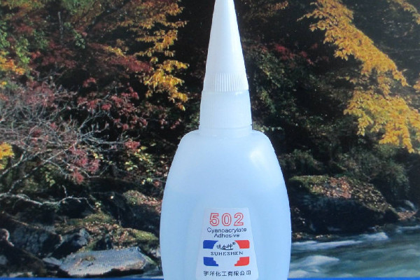 502胶水耐高温吗 502胶水可以粘金属吗 502胶水耐高温吗 502胶水可以粘金属吗
