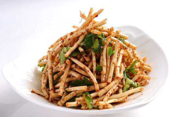 鱼腥草能生吃吗 鱼腥草生吃好还是熟吃好 鱼腥草能生吃吗 鱼腥草生吃好还是熟吃好